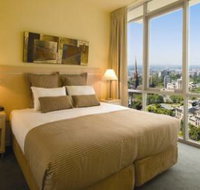 Oaks on Lonsdale - Accommodation Perth