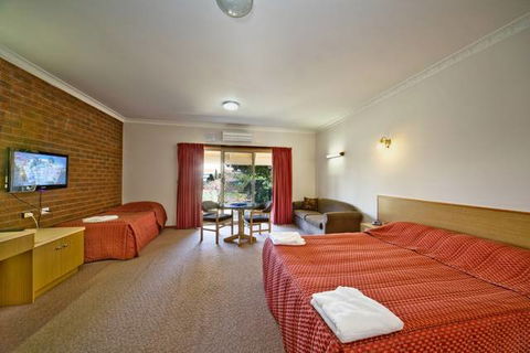Paradise Lakes Motel - Accommodation Perth 4