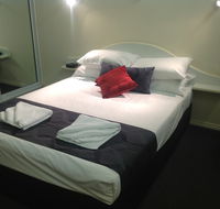 Parkside Motel  Licensed Restaurant - Perth Resorts