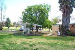 Poplars Caravan Park - Accommodation Perth 1