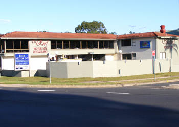 Reef Motor Inn - Accommodation Perth 2