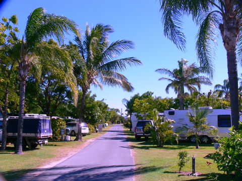 Queens Beach Tourist Village - Accommodation Perth 7