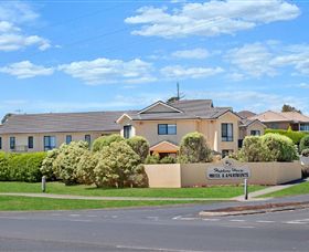 Hopkins House Motel And Apartments - Accommodation Perth 0