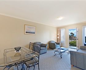 Hopkins House Motel And Apartments - Accommodation Perth 1
