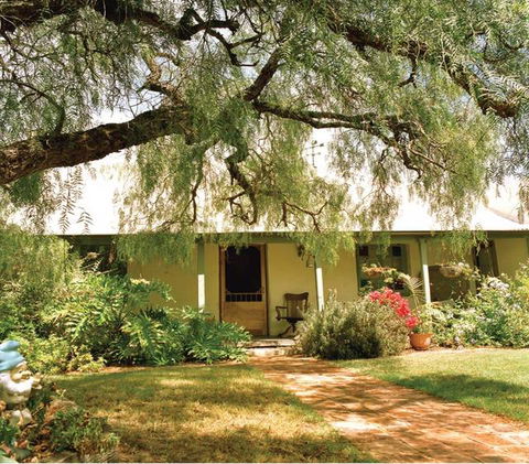 Rock Of Ages Cottage B&B - Accommodation Perth 2