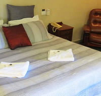 Sisleys Motel - Accommodation Perth