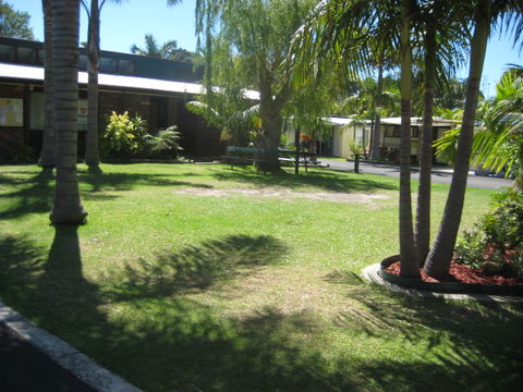 Sussex Palms Holiday Park - Accommodation Perth 0