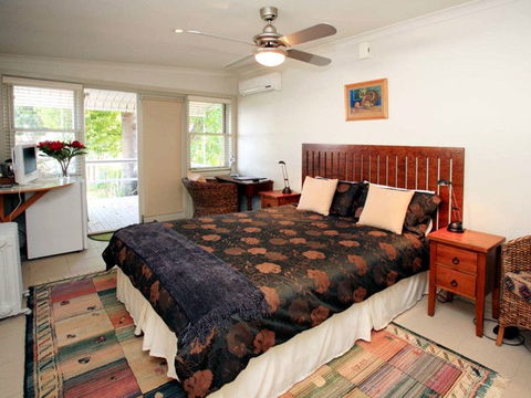 The Bank Guesthouse - Accommodation Perth 4