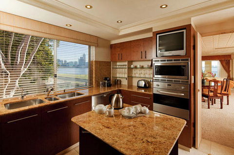 The Peninsula - Riverside Serviced Apartments - Accommodation Perth 10