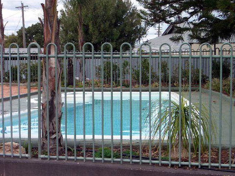 Town Centre Motel - Accommodation Perth 2