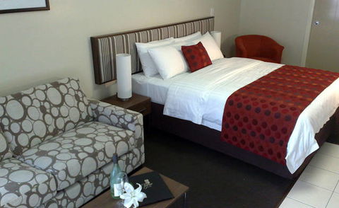 Tropixx Motel And Restaurant - Accommodation Perth 1