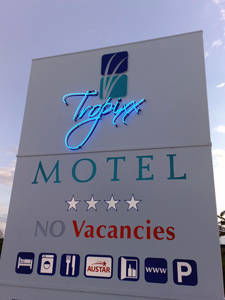 Tropixx Motel And Restaurant - Accommodation Perth 6