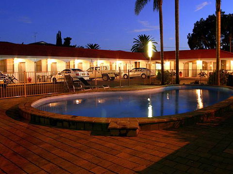 Tuncurry Beach Motel - Accommodation Perth 0