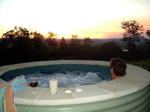 Wallaby Ridge Retreat - Accommodation Perth 2