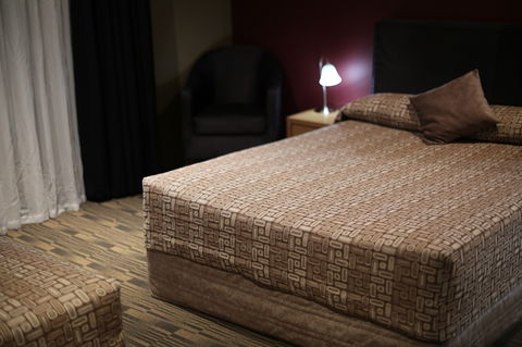 Windsor Castle Hotel - Accommodation Perth 0