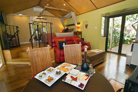 Witches Falls Cottages - Accommodation Perth 1