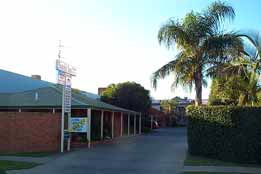 Yambil Inn Motel - Accommodation Perth 0