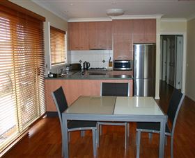 Villa On Nathan - Accommodation Perth 1