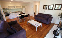 Moby's Beachside Retreat - Accommodation Perth 4