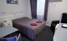 Amber Motel - Glen Innes - Accommodation Perth 1