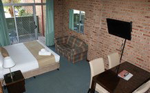 Aspire Alpine Gables And Brumby Bar - Jindabyne - Accommodation Perth 3