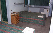Crown Hotel Motel - Grafton - Accommodation Perth 0