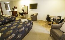 Endeavour Court Motor Inn - Dubbo - Accommodation Perth 6