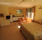 Ned's Bed Horse and Dog-Otel - Clybucca - Perth Resorts