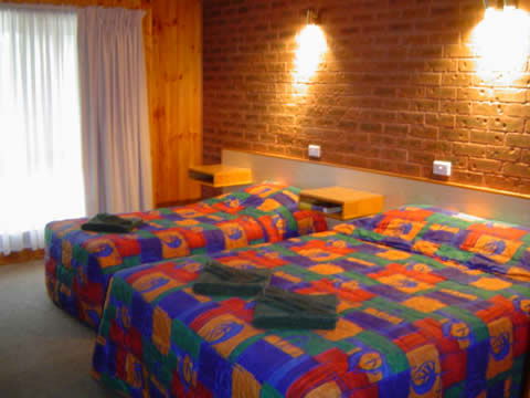 Country Roads Motor Inn - Narrandera - Perth Resorts 3