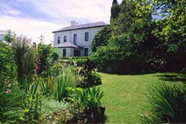 Mount Stuart House - Accommodation Perth 0