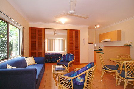 Royal Palm Villas - Accommodation Perth 0