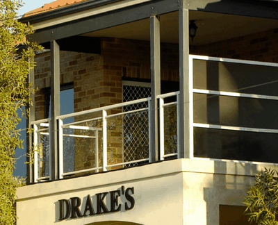 Drakes Apartments With Cars - Accommodation Perth 2