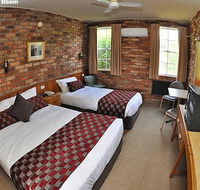 Log Cabin - Accommodation Perth