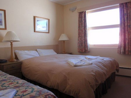 Swagman Chalet - Accommodation Perth 4