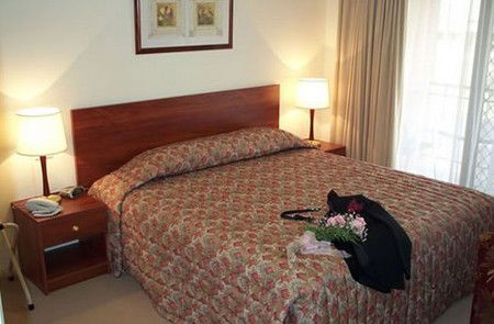 Charlotte Apartments - Perth Resorts 4