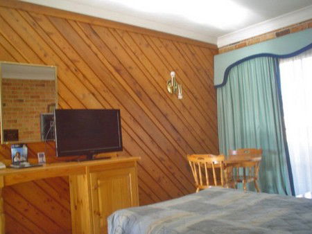 Coachmans Rest Motor Lodge - Accommodation Perth 2