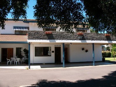 Alkira Motel - Accommodation Perth 1