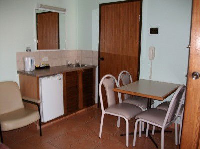 Alkira Motel - Accommodation Perth 5
