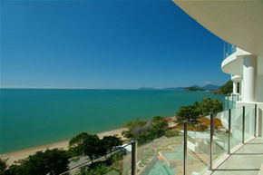 Bellevue At Trinity Beach - Accommodation Perth 2