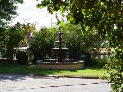 The Lodge Outback Motel - Perth Resorts 1