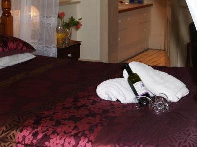 The Lodge Outback Motel - Perth Resorts 3