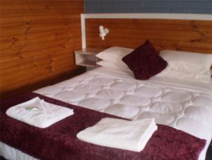 Country Leisure Motor Inn - Accommodation Perth 2