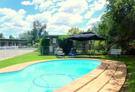 Orana Windmill Motel - Accommodation Perth 2