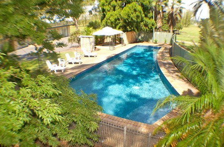 All Seasons Country Lodge - Accommodation Perth 5