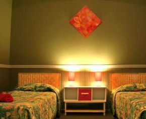 Avlon Gardens Motel - Accommodation Perth 1