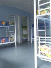 Reef Lodge Backpackers - Accommodation Perth 3