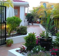 Shaz Maisons Beachside Holiday Apartments - Accommodation Perth