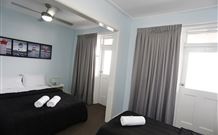 The Lakes Hotel - The Entrance - Accommodation Perth 0