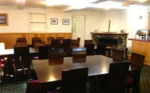 The Lions Lair Lodge - Accommodation Perth 1