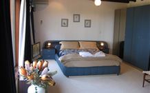 Chalet Swisse Spa Retreat - Accommodation Perth 2